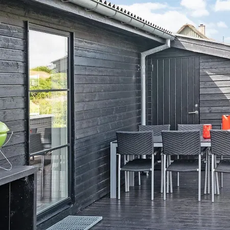 Nyaraló Holiday Godelind - 200m From The Sea In Western Jutland By Interhome Fanø